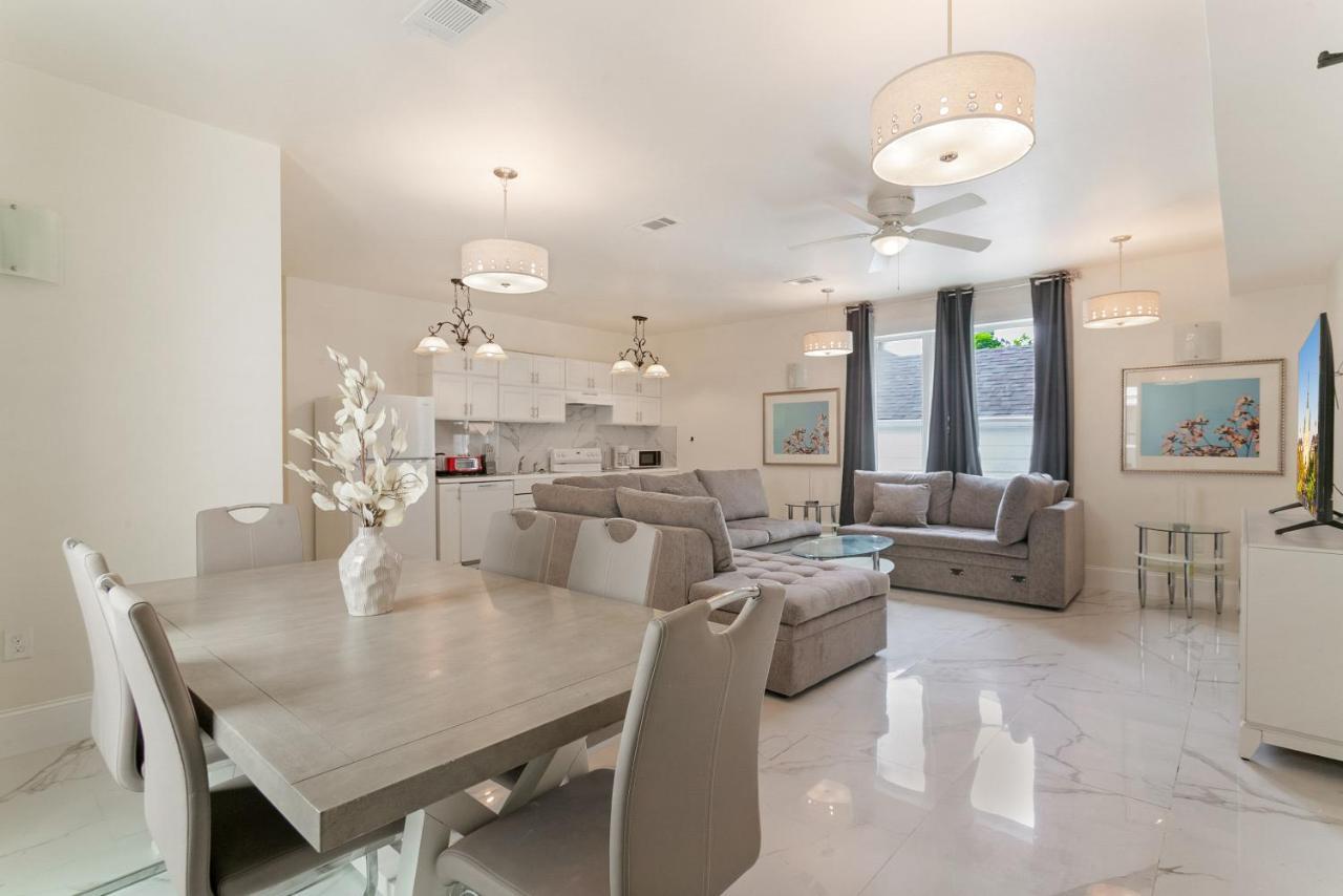 Breathtaking Near French Quarter Apartment *