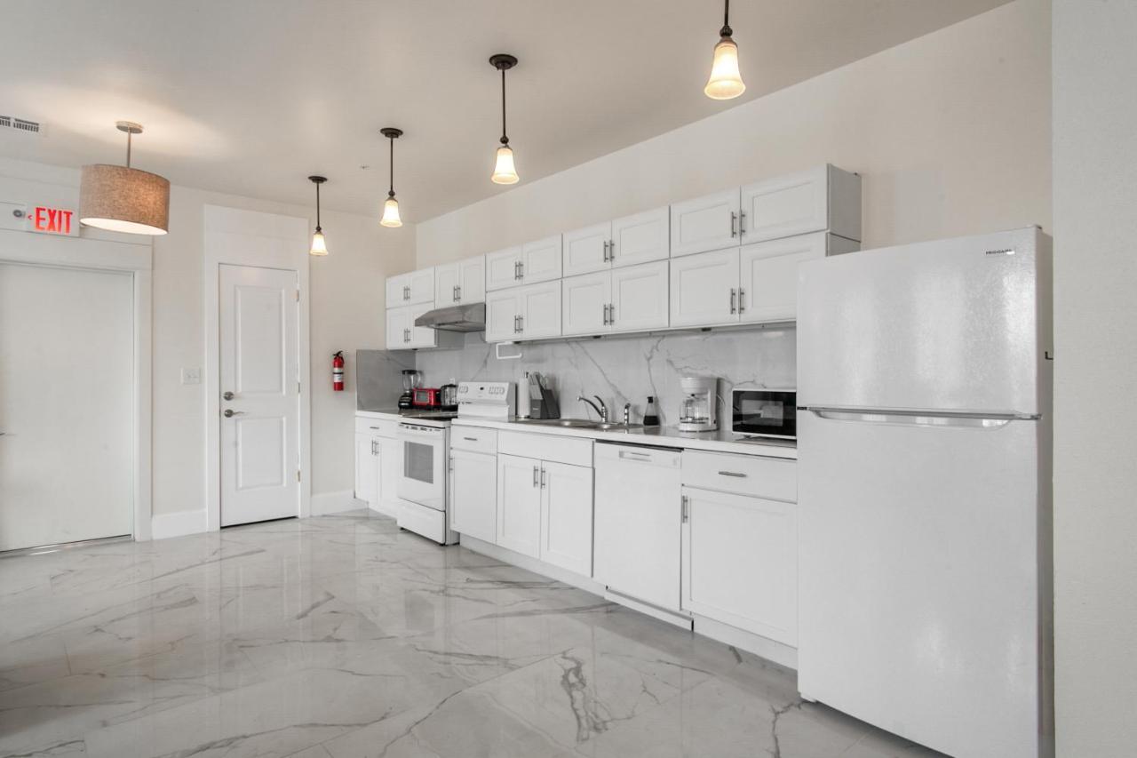 Breathtaking Near French Quarter Apartment New Orleans